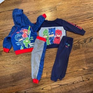 PJ Masks sweatsuit sets 3T